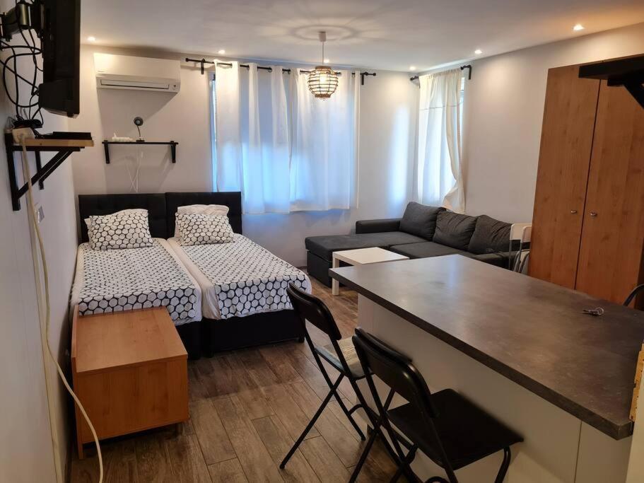Studio Slavyanska Varna Exterior foto